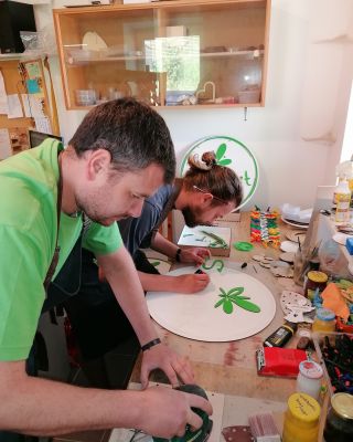 Okénko do naší malé rodinné dílny, kde vznikají všechny naše krásy. 🤗